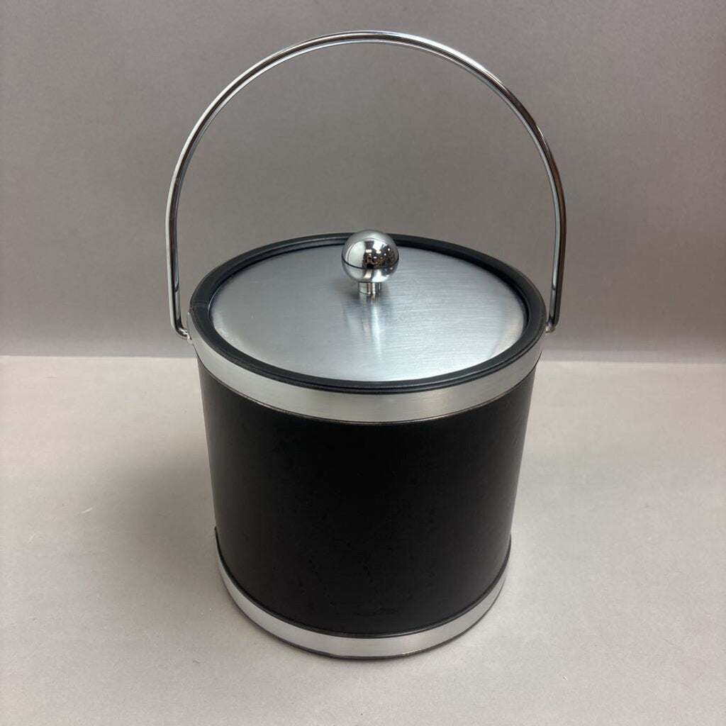 Vintage MCM Black Faux Leather Kraftware Ice Bucket (9