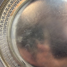 Load image into Gallery viewer, Rogers By Oneida Silverplate Dish (10&quot;)
