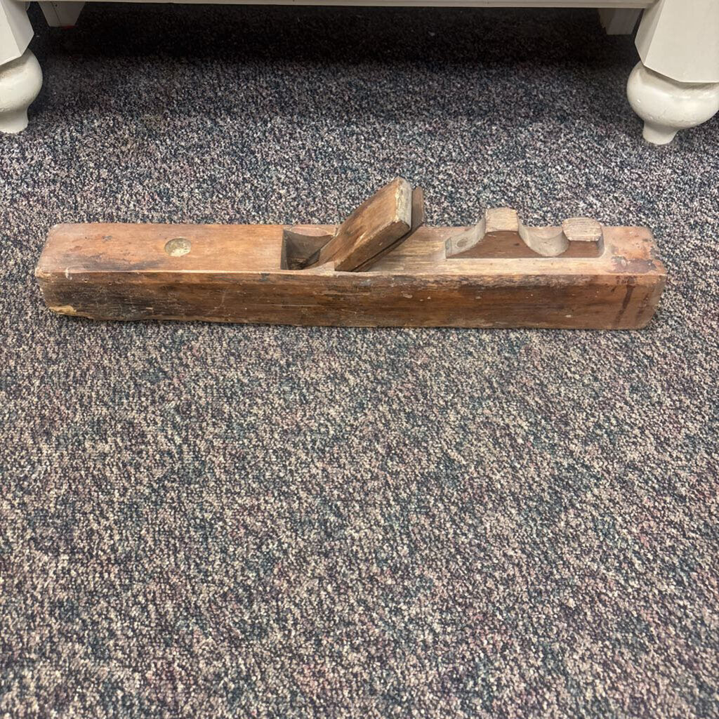 Antique Wooden Plane (24x3x3)
