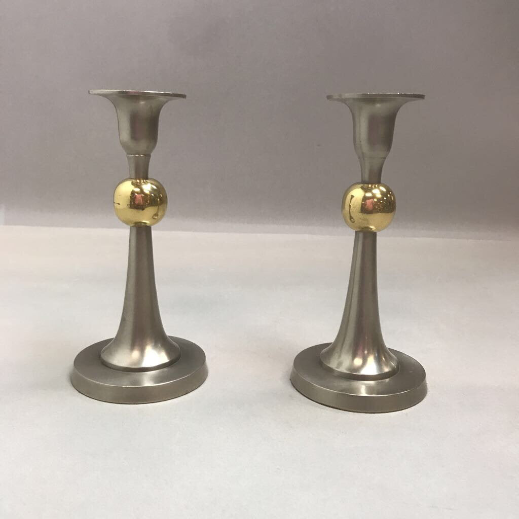 Set of 2 Candlestick Holders (7