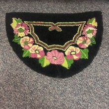 Load image into Gallery viewer, Antique Hooked Floral Rug (33x22)
