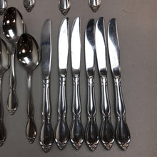 Load image into Gallery viewer, Oneida Chatelaine Silverplate Flatware Set (49pc)
