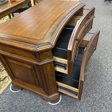 Load image into Gallery viewer, Smithe File Cabinet (30x44x20)
