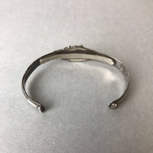 Load image into Gallery viewer, Vintage Sterling Lapis Lazuli Cuff Bracelet
