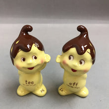 Load image into Gallery viewer, Vintage Tee And Eff Salt &amp; Pepper Shakers: Tastee-Freez (3.5&quot;)
