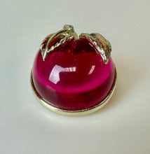 Load image into Gallery viewer, Vintage Sarah Cov Lucite Bubble Apple Brooch Pin (1.5&quot;)
