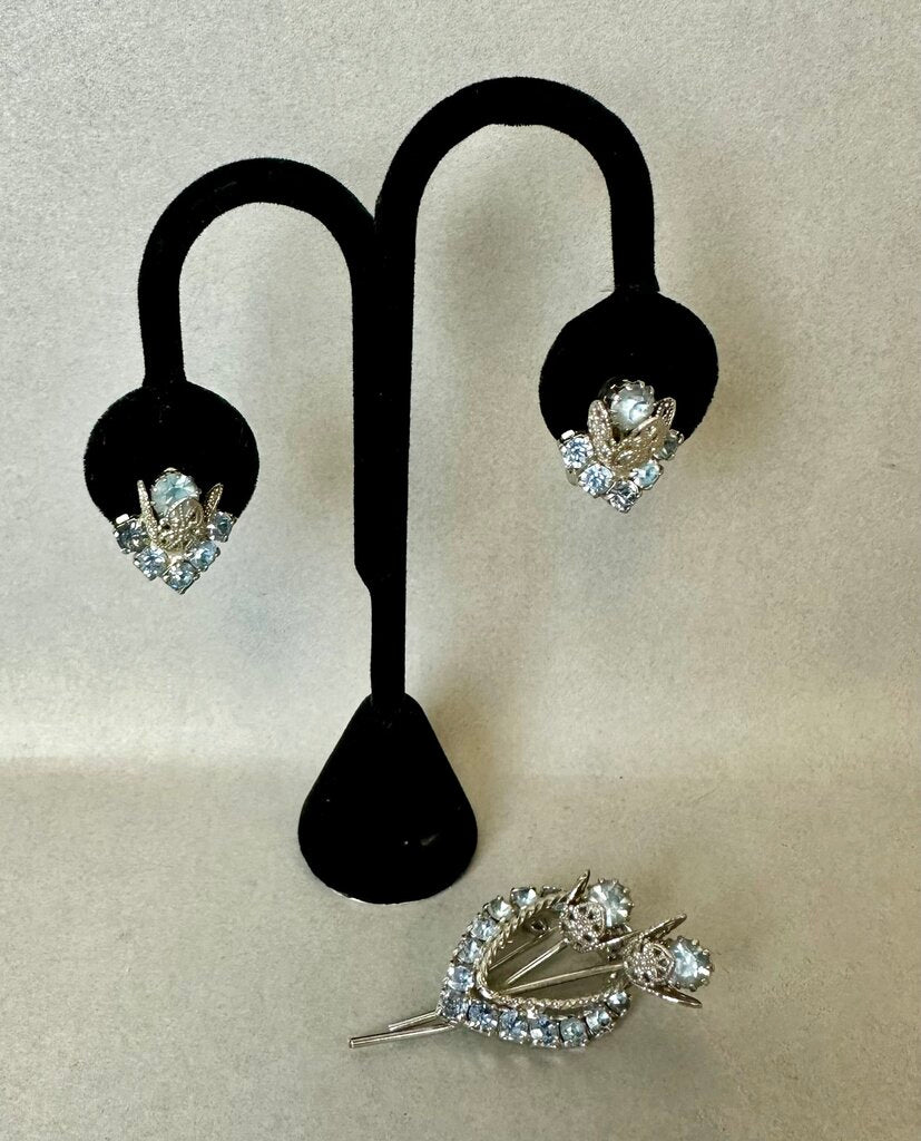 Vintage Baby Blue Rhinestone Flowers 2