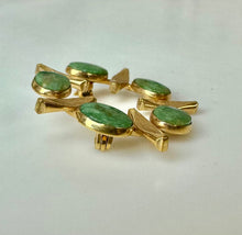 Load image into Gallery viewer, Vintage Gold Filled Jade Circle Brooch Pin (1.25")
