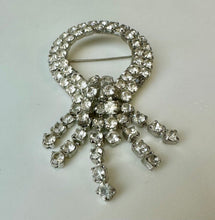 Load image into Gallery viewer, Vintage Clear Rhinestone Waterfall Brooch Pin (3&quot;)

