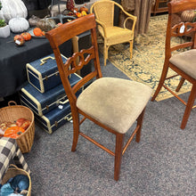 Load image into Gallery viewer, Bar Stool Chair (48x19x20)
