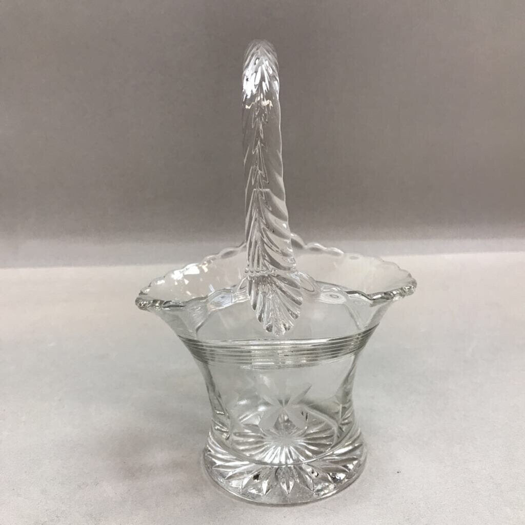 Vintage Duncan & Miller PATD Etched Glass Basket (7