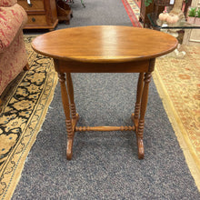 Load image into Gallery viewer, Walnut Oval Table (27x28x18)

