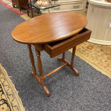 Load image into Gallery viewer, Walnut Oval Table (27x28x18)
