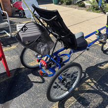 Load image into Gallery viewer, Sun seeker EZ-Tri Classic SX Tri Bike
