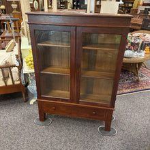 Load image into Gallery viewer, Antique Curio Case (55x39x12)
