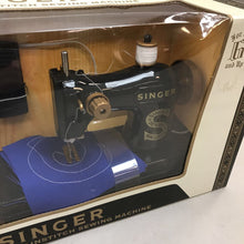 Load image into Gallery viewer, Homeplay SInger Sewing Machine (8x16x5)
