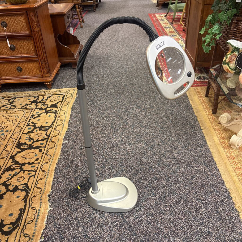 Mighty Brite Adjustable Floor Magnifying Glass (40