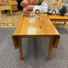 Load image into Gallery viewer, Oak Drop Leaf Table (21x33x22/39)
