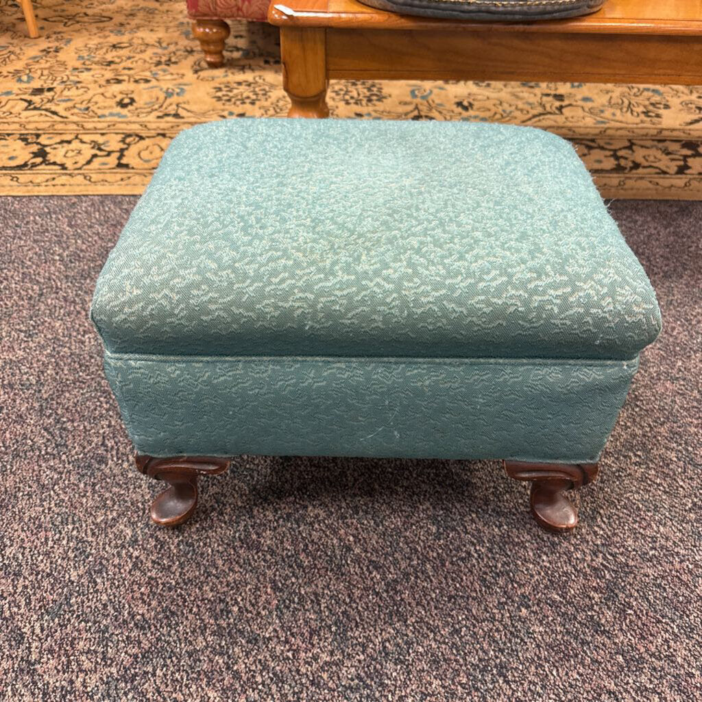 Green Upholstered Ottoman (13x19x16)