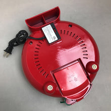 Load image into Gallery viewer, The El Paso Chile Company Quesadilla Maker (~4.25x10x10)
