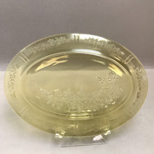 Load image into Gallery viewer, Vintage Yellow Depression Glass Oval Platter (9x12)
