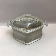 Load image into Gallery viewer, Guardian Service War Triangular Pot w/ Lid (4.5x11x7)
