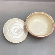 Load image into Gallery viewer, Vintage Hull Sun Glow Pink Oven Proof 7.5&quot; Lidded Caserole- Raised Flowers USA
