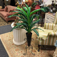 Load image into Gallery viewer, Faux Potted Palm (52&quot;)
