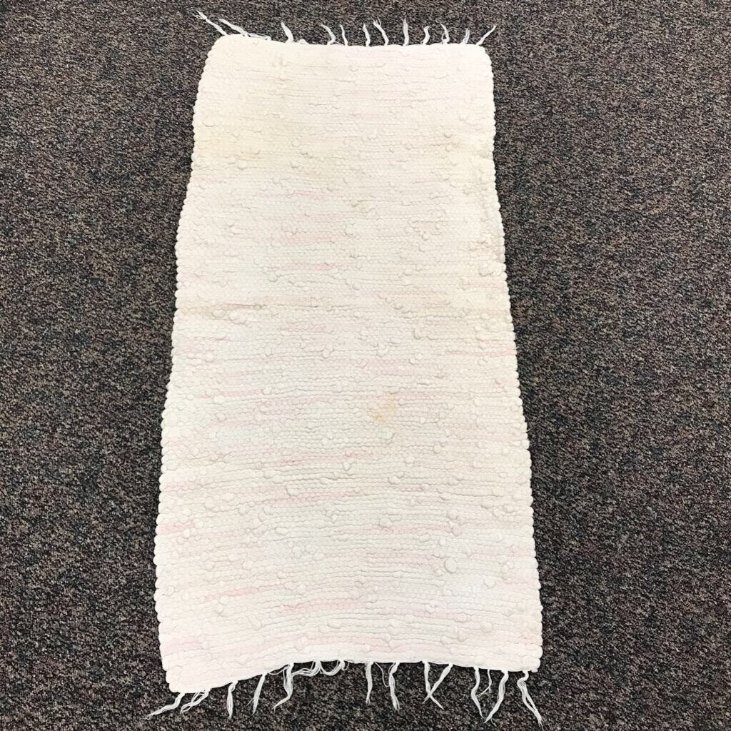 Boho Woven Ivory Rug (46x22)