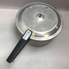 Load image into Gallery viewer, Mirror Pressure Cooker (As-Is) (6qt)
