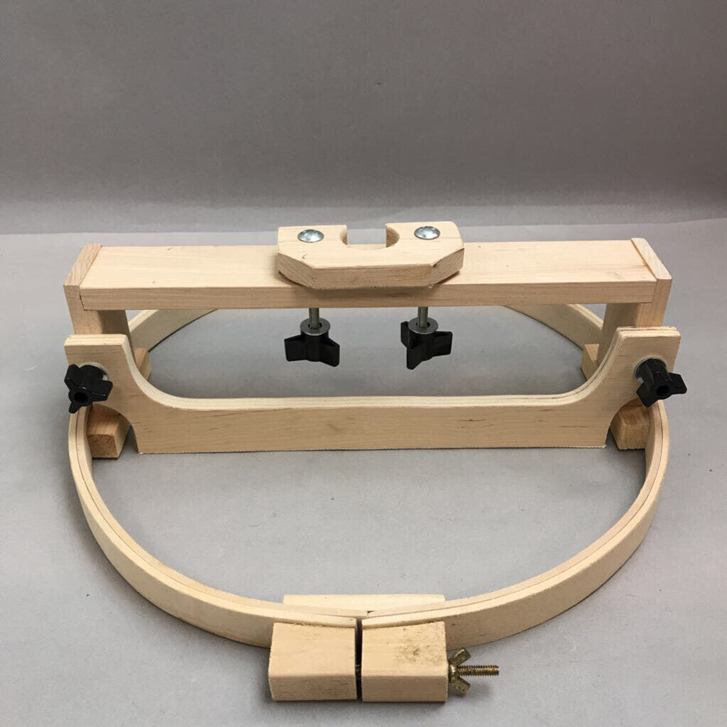 Adjustable Wooden Quilting/Needlework Frame-Standing Hoop (14