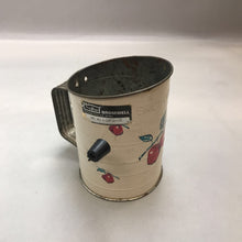 Load image into Gallery viewer, Vintage Bromwell 3-Cup Flour Sifter (6&quot;)

