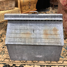Load image into Gallery viewer, Galvanized Metal Metal Chicken Barn / Chicken Barn (20x17x23)
