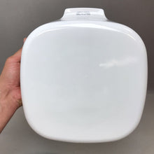 Load image into Gallery viewer, Corningware Spice of Life Casserole Dish (5qt)
