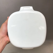 Load image into Gallery viewer, Corningware Spice of Life Casserole Dish (2qt)
