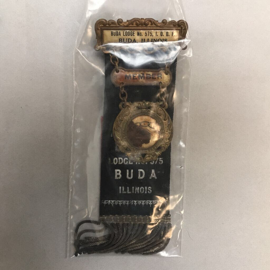 Buda Lodge #475 Member Pin & Medal, Buda Illinois (6x2.5)