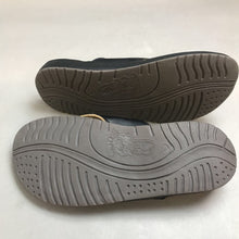 Load image into Gallery viewer, Old Friend Chestnut Stony Massage Sandals M8
