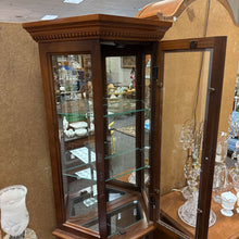 Load image into Gallery viewer, Trapezoid Display Case (71x21x10)
