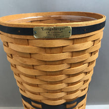 Load image into Gallery viewer, Longaberger JW Collection Umbrella Basket (1994) (~17.5x10x10)
