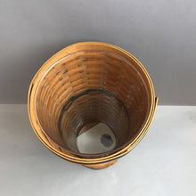 Load image into Gallery viewer, Longaberger JW Collection Umbrella Basket (1994) (~17.5x10x10)
