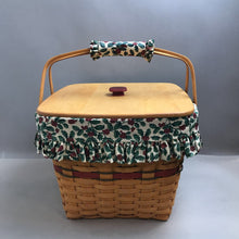 Load image into Gallery viewer, Longaberger Holiday Hostess Basket #19607 (1995) (~13x16x16)
