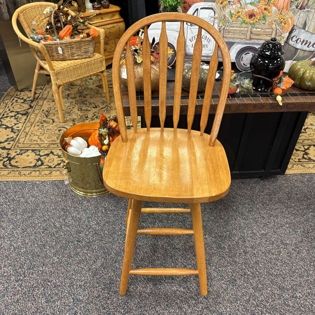 Bar Stool Chair (42x18x19)