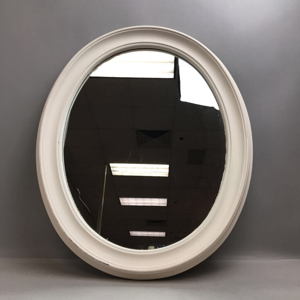 White Painted Oval Mirror (~24x19) (As-Is)