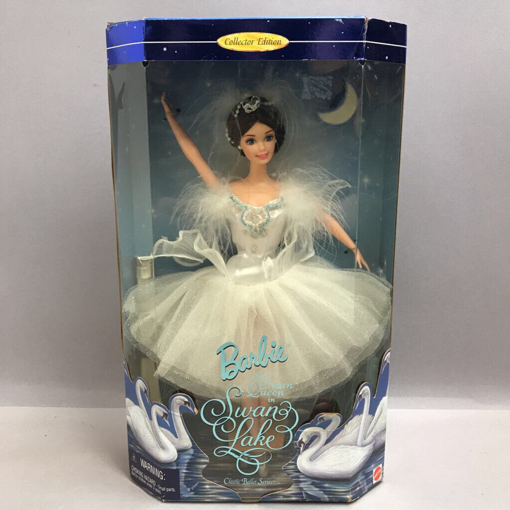 Mattel Barbie #18509 - Barbie as the Swan Queen in Swan Lake (13.5x8x3)