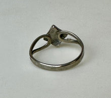 Load image into Gallery viewer, Vintage Sterling Turquoise Chip Inlay Ring sz 4
