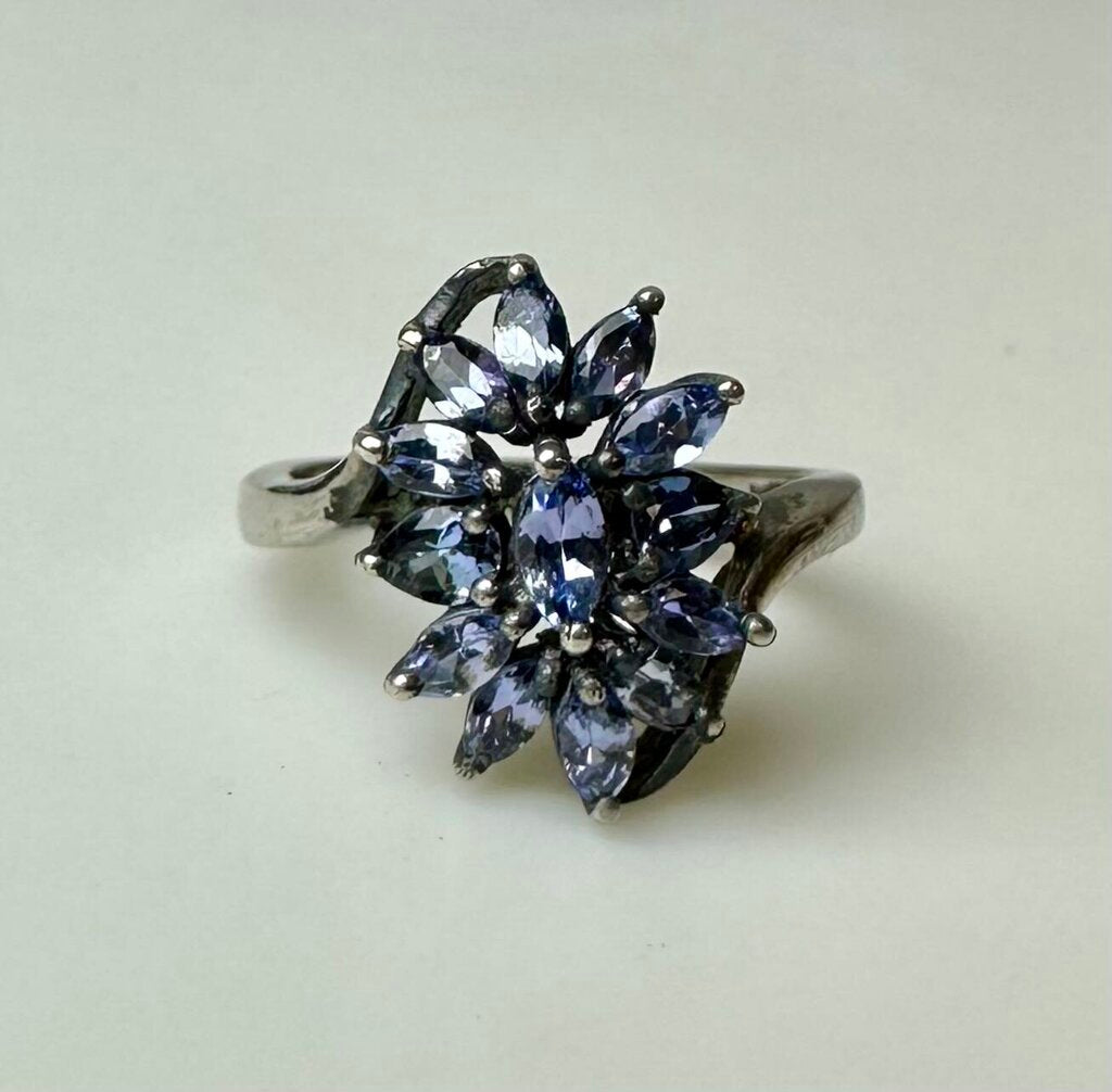 Sterling Tanzanite Cluster Ring sz 6.5