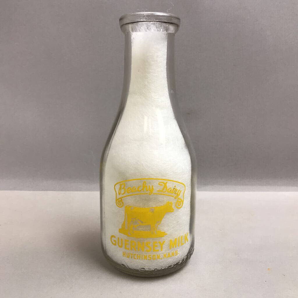 Beachy Dairy Guernsey Milk Hutchinson Kansas Milk Bottle (10