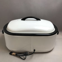 Load image into Gallery viewer, GE General Electric 18 Quart Slow Cooker Roaster Oven Model White Enamel
