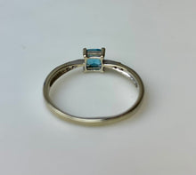 Load image into Gallery viewer, 14K White Gold Aquamarine Topaz Ring sz 8.5 (1.9g)
