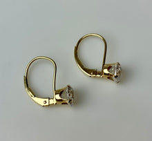 Load image into Gallery viewer, 14K Gold Cubic Zirconia Earrings (1.5g)
